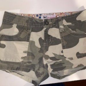 lei camo print shorts